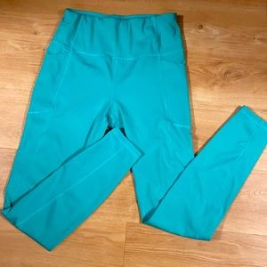 High-rise pocket legging